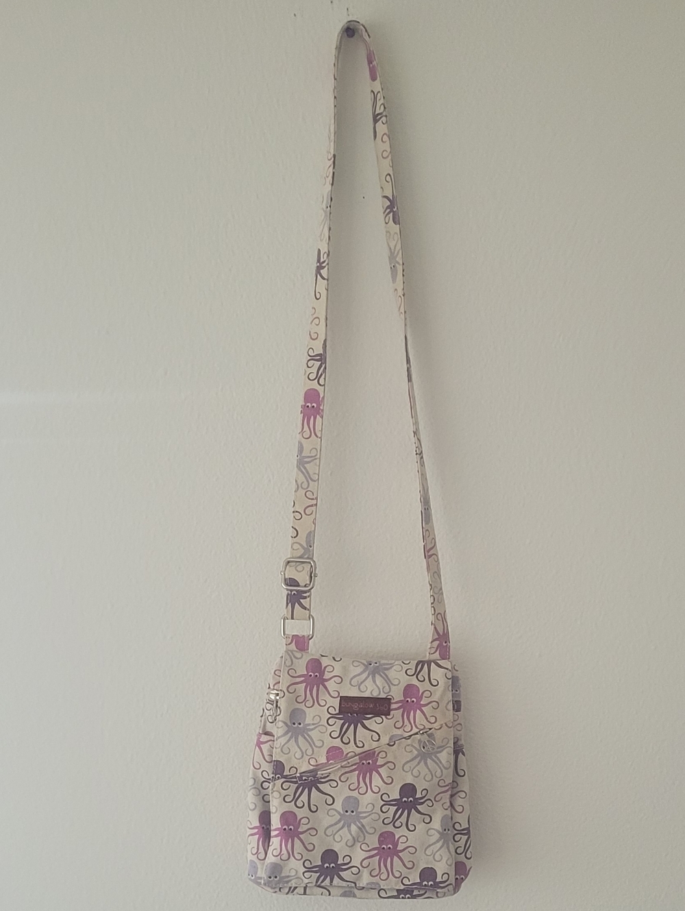 Bungalow 360 Crossbody Bag with Pink & Purple Octopus